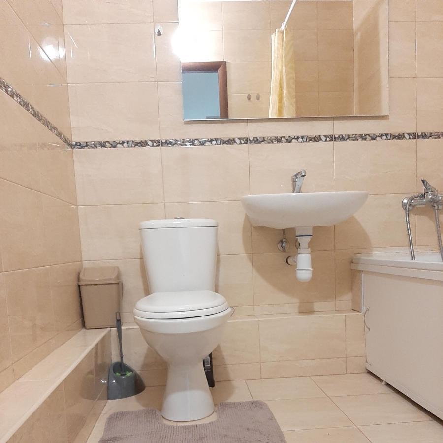 патриотика, позняки, бориса гмирі 12б